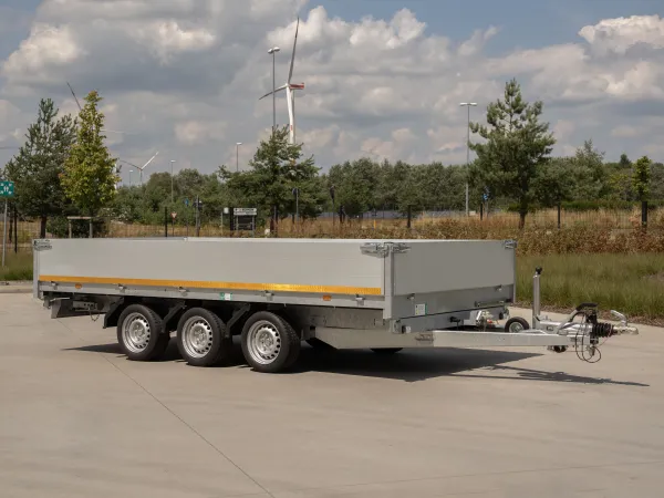 Three-way tipper trailer