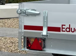 Screwed trailer with heavy duty turnbuckles